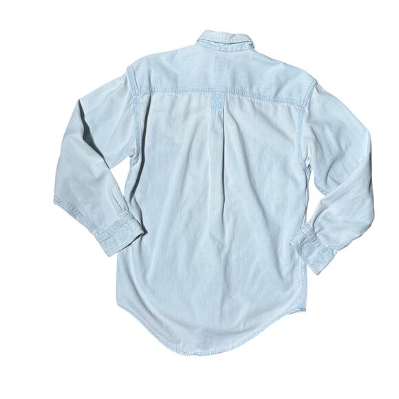 Vintage Gap Chambray Button Up Shirt SZ XS Light Wash Classic Casual - Picture 2 of 13